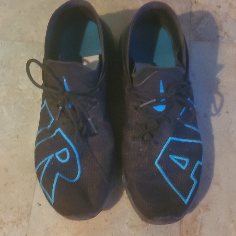 Air Maxes.